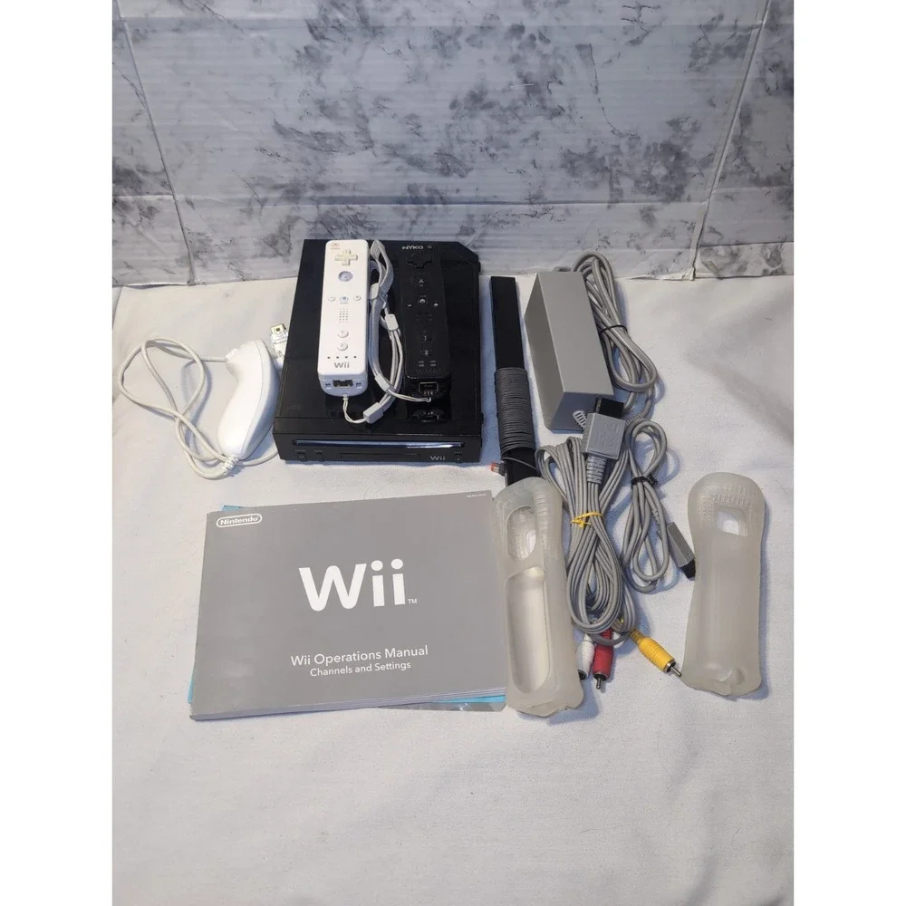 Nintendo Wii RVL-101 Black Video Game Console W/ Controllers & Cords WORKS